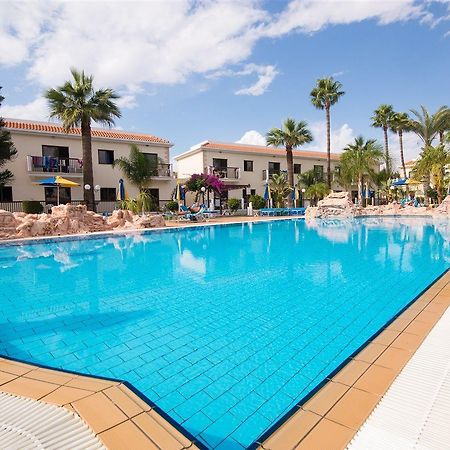 Loutsiana Deluxe Apts Ayia Napa Exterior foto