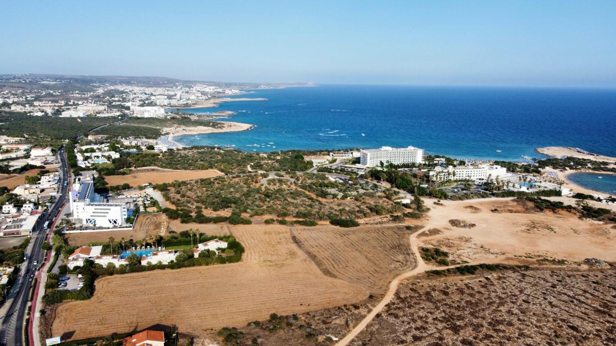 Loutsiana Deluxe Apts Ayia Napa Exterior foto